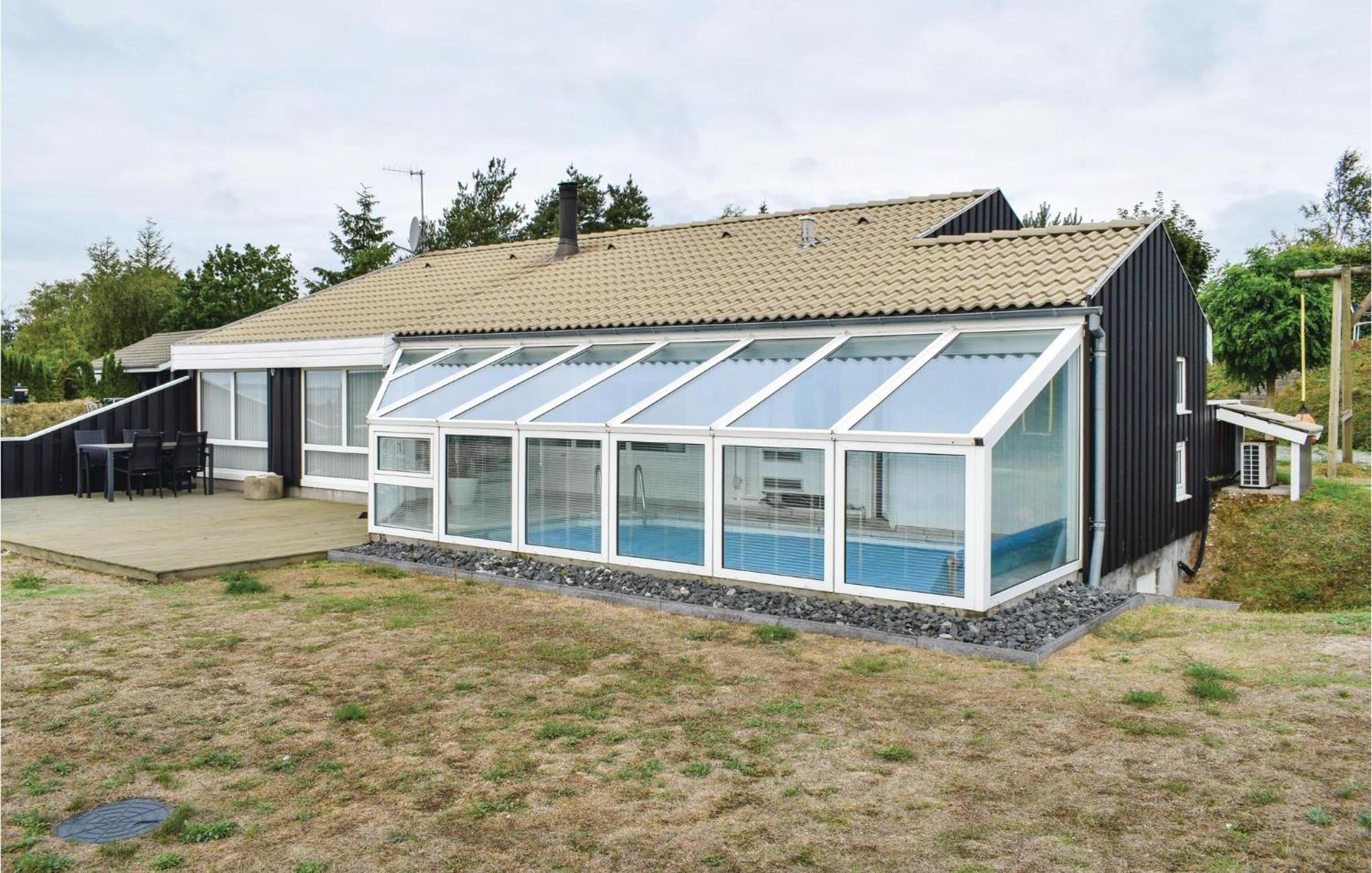 Amazing Home In Ebeltoft With Sauna Экстерьер фото