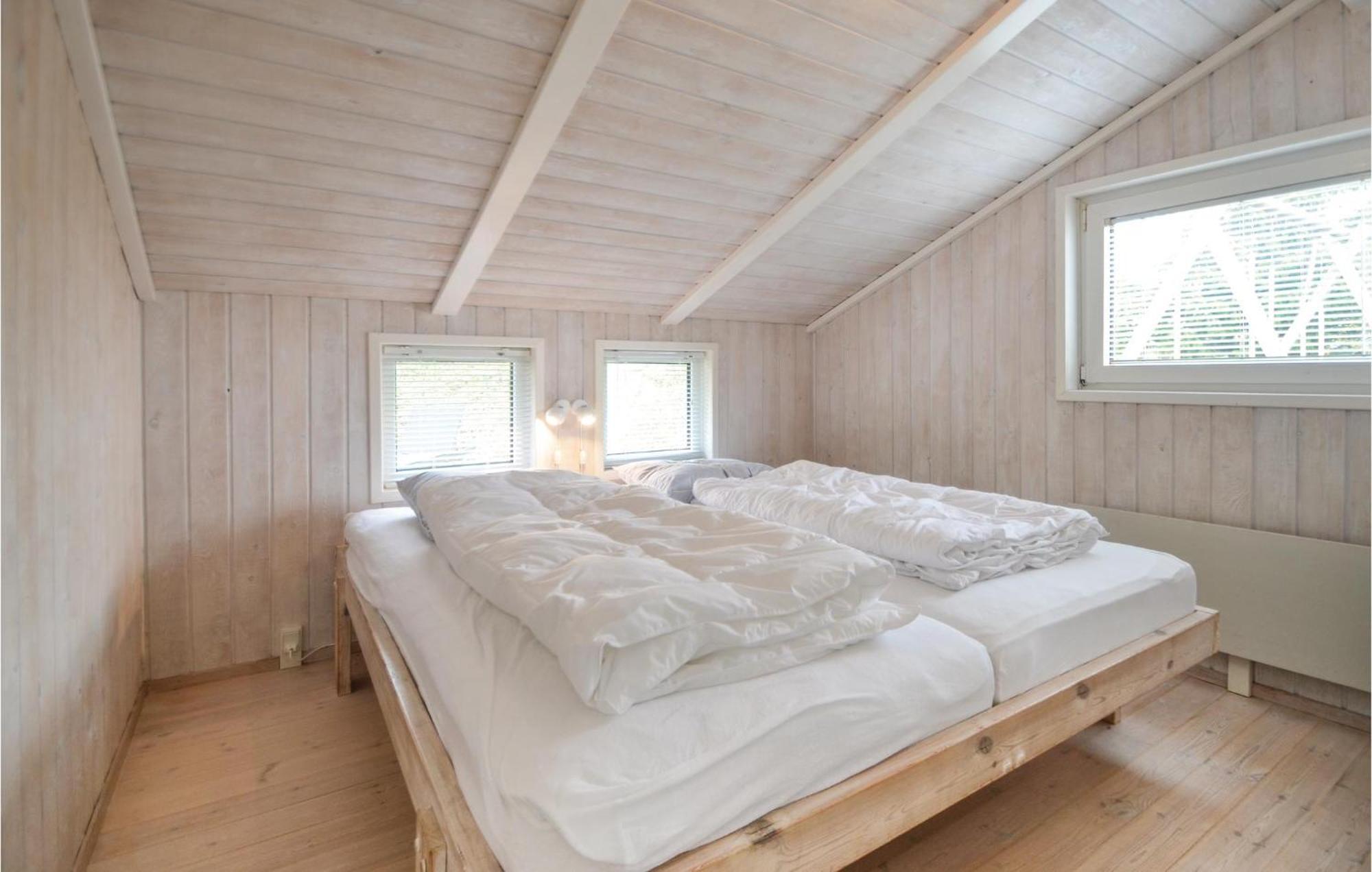 Amazing Home In Ebeltoft With Sauna Экстерьер фото